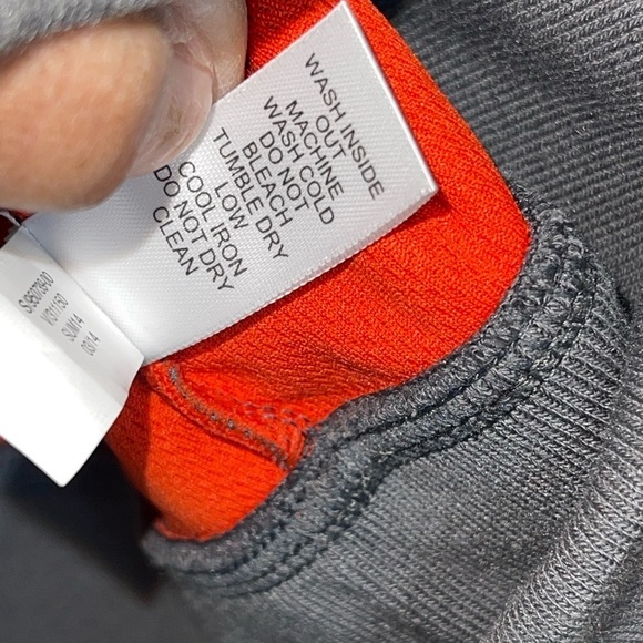 Banana Republic rain resistant jacket. Size XL GUC - Picture 9 of 10